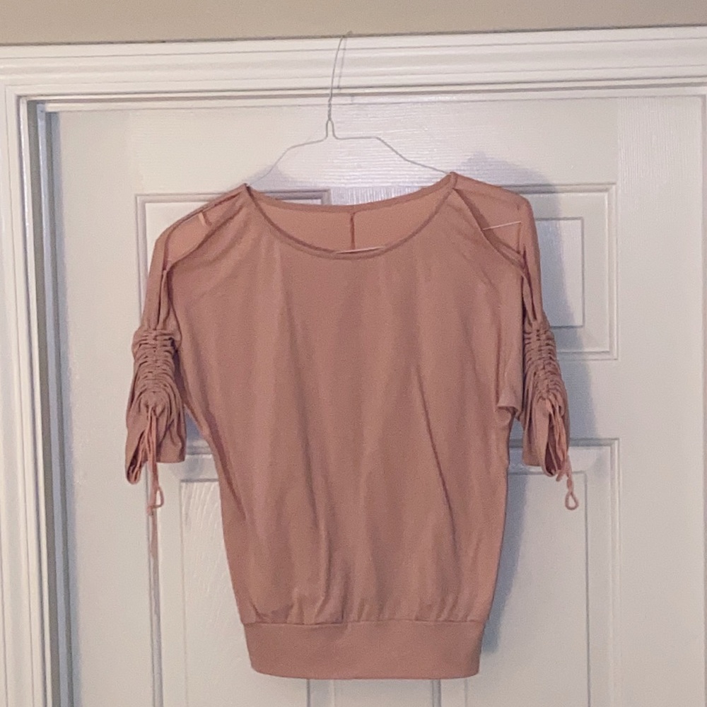 blush pink blouse with arm slits 💗
